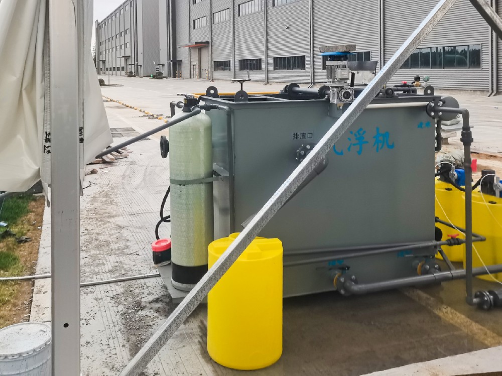 洗車店小型污水處理設(shè)備：低成本、易操作解決方案