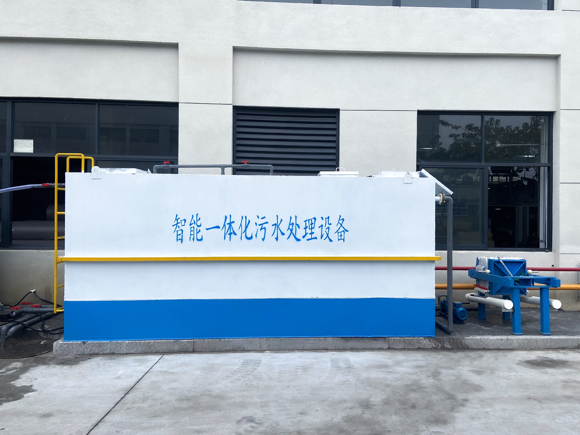 地埋一體化污水處理設(shè)備,生活污水處理設(shè)備,農(nóng)村污水處理設(shè)備